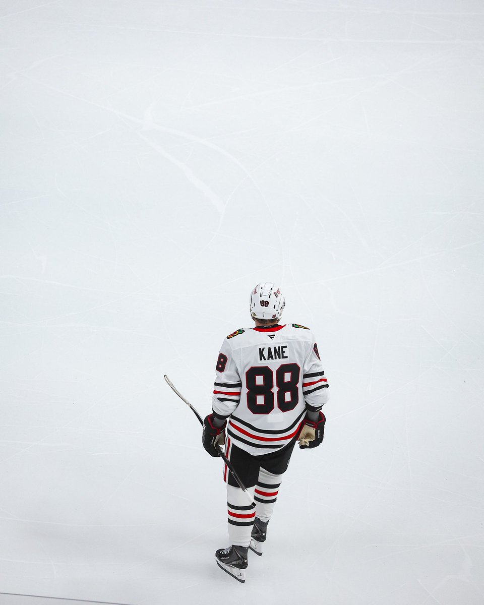 NHLBlackhawks's tweet photo. big fans of this: https://t.co/Gb7ihdKNhD