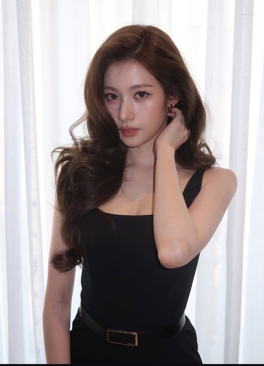 Pharitagsit's tweet photo. Sana https://t.co/4f8m27HL2j