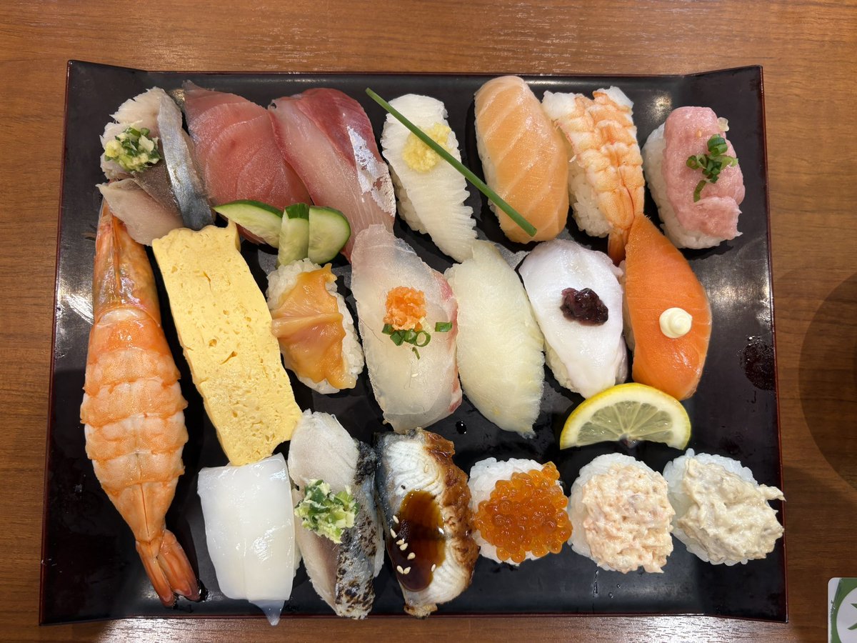 tenshi_SSS's tweet photo. シルバーウィーク含め7連勤頑張ったご褒美 https://t.co/3VsS3zCyDy