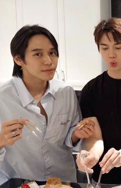 luvbierd's tweet photo. ขันเงินอยู่ทุกที่ สตร.พี่แม็กสตร.พี่อิน https://t.co/OzTABux4jp