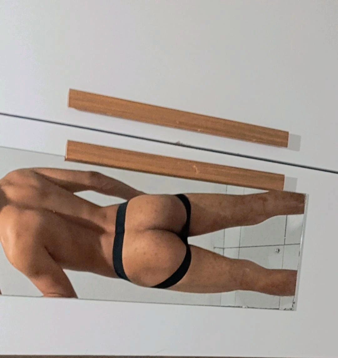 Gh5Aj0's tweet photo. Melhor essa bem confortável https://t.co/zEXRENBZno