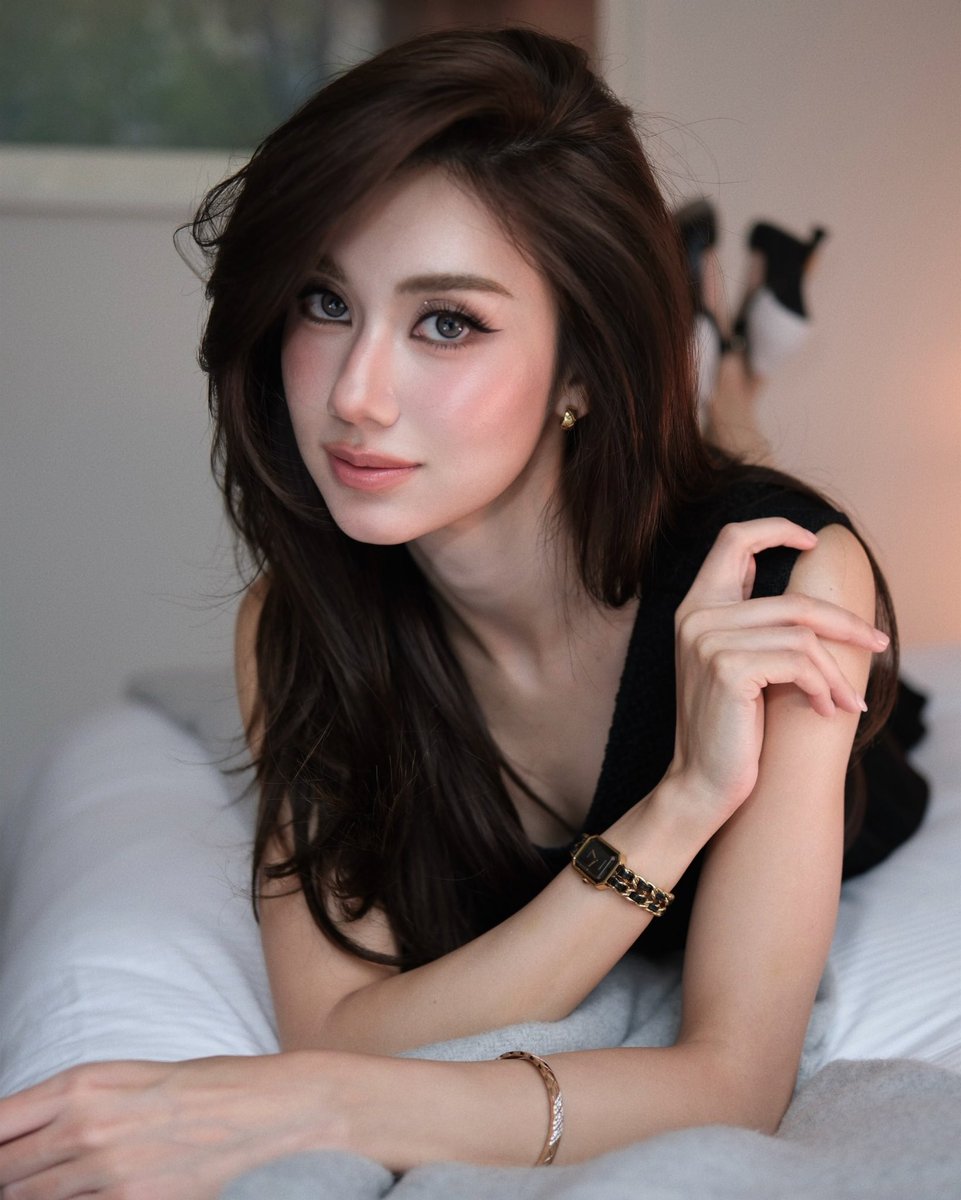 lscharchives's tweet photo. good morning ☁️

#lalinalena #ลีน่าลลินา https://t.co/uKyrmF6dkg
