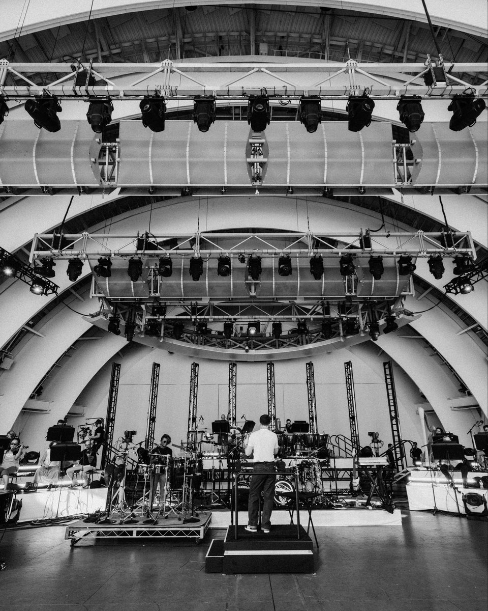 jonbellion's tweet photo. LIVE FROM HOLLYWOOD BOWL https://t.co/ES8vFFldqt