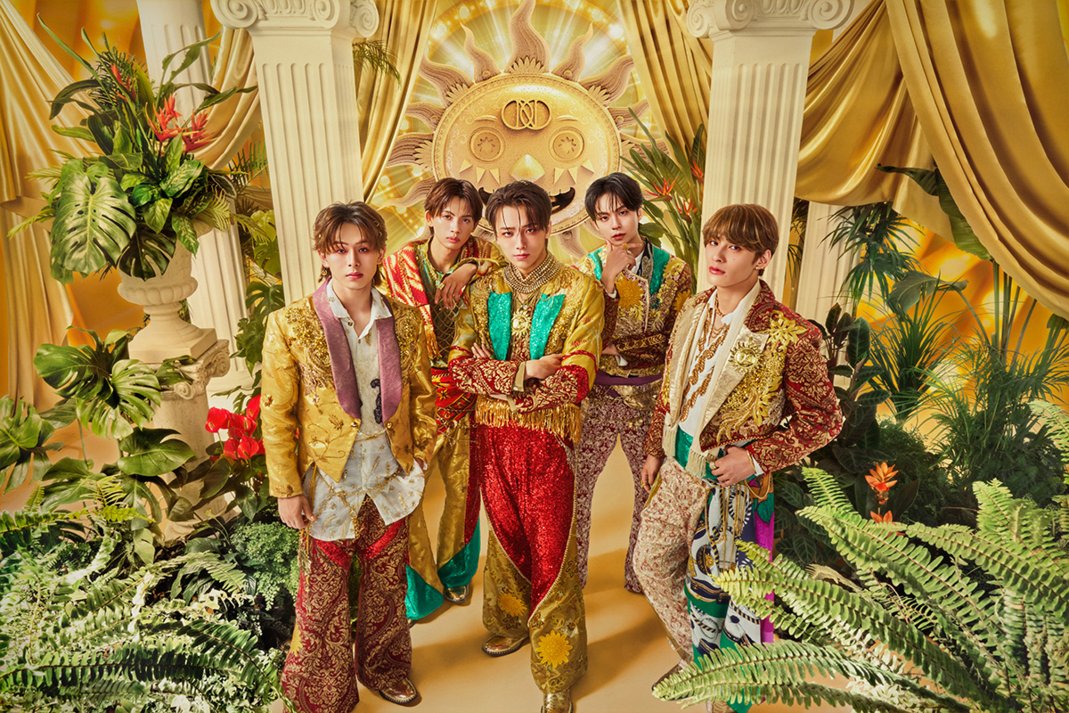 HMV_Japan's tweet photo. ／
📢オンラインCDショップ限定応募イベント✨
＼

ONE N' ONLY
メジャー2nd���ルバム『MEGA GOLDEN』

⭐2ショット撮影会
⭐＜第1回＞対象商品のご予約は、10/1(木)23:59まで

💝@ Loppi・HMV限定特典あり

🔗 https://t.co/eRwIE6ha9Y

#ワンエン #ONENONLY https://t.co/Hd8QvvFX0G