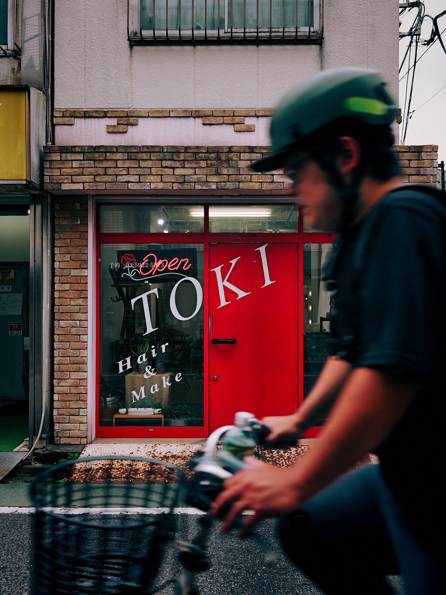 nighttempo's tweet photo. 懐かしい街を歩いて、喫茶店でお茶を飲んだりお宝を探したり日本生活3年目の僕にはまだ楽しい事が沢山です🍹🍒 (ここはどこでしょう？) https://t.co/3Kijtr20Rp