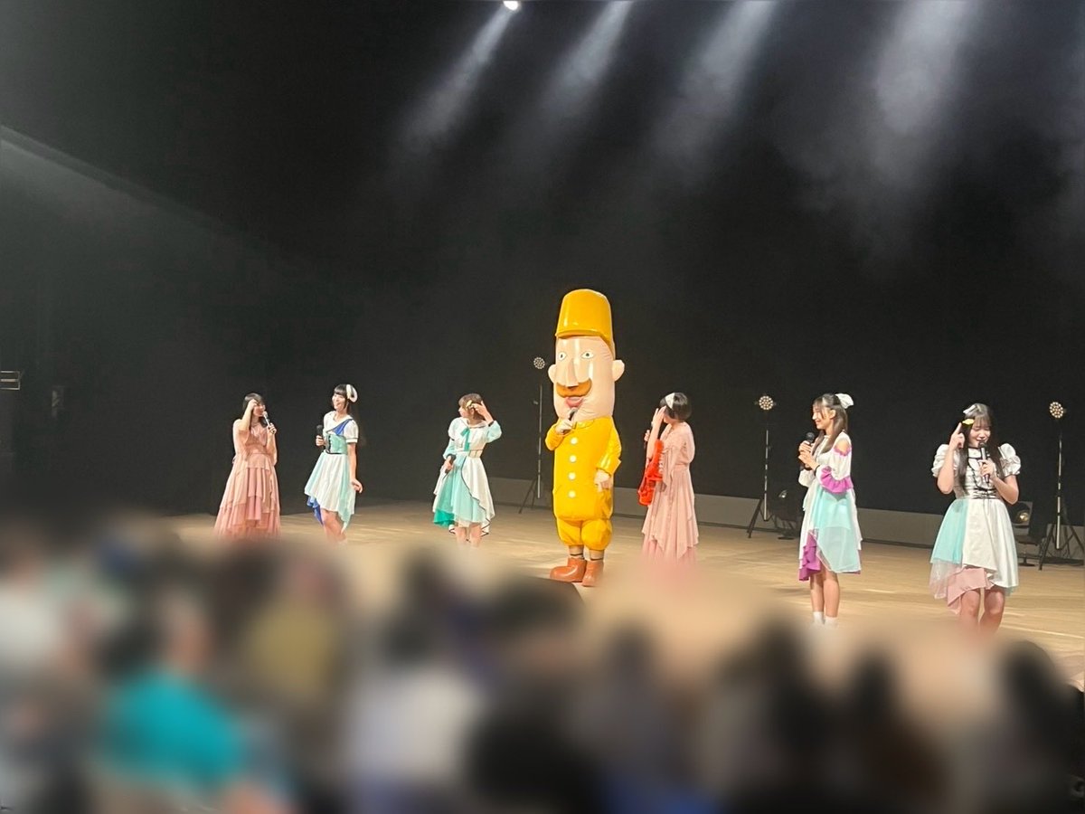 Nao_NGC's tweet photo. ラポルテ五泉ライブ、大好きなレルヒさんに呼んでいただけて嬉しかったです🥹✨
いにしえ永遠？ちゃんのライブ袖から見ててぽんちゃとうるうるしてました✨
みんな可愛くて優しくてほんと尊いです✨今度はかえぽも一緒にリベンジできたら嬉しいな🩷レルヒさん皆様本当にありがとうございました🫡💛✨ https://t.co/ajZtWF7hFr