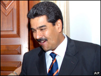 20YearsAgoLive's tweet photo. Venezuela Foreign Minister Nicolás Maduro is detained for 90 minutes at John F. Kennedy International Airport for secondary screening.

Maduro was travelling home after attending this week's UN General Assembly meeting. The U.S. state department has apologised for the incident.

Maduro rejected the apology, claiming that his detention was a breach of international law and that he was verbally abused and strip-searched in what he described as a "flagrant breach of international law".

Venezuela made a formal complaint to the U.S. authorities, with President Hugo Chavez describing Maduro's detention as a provocation.