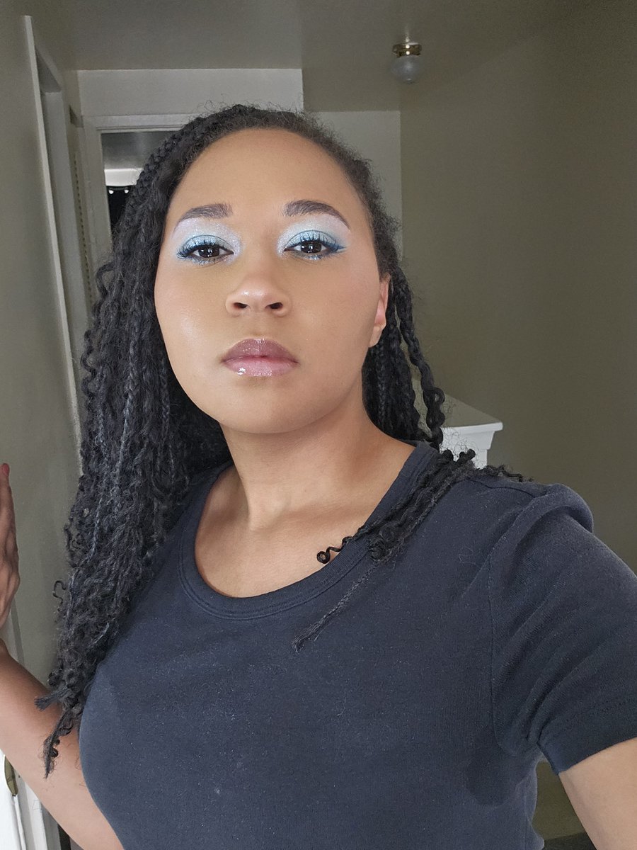 AuntieDandy's tweet photo. I made my first makeup tutorial. I plan to make more for Halloween ☺️🩵 https://t.co/YsO27VotzX
