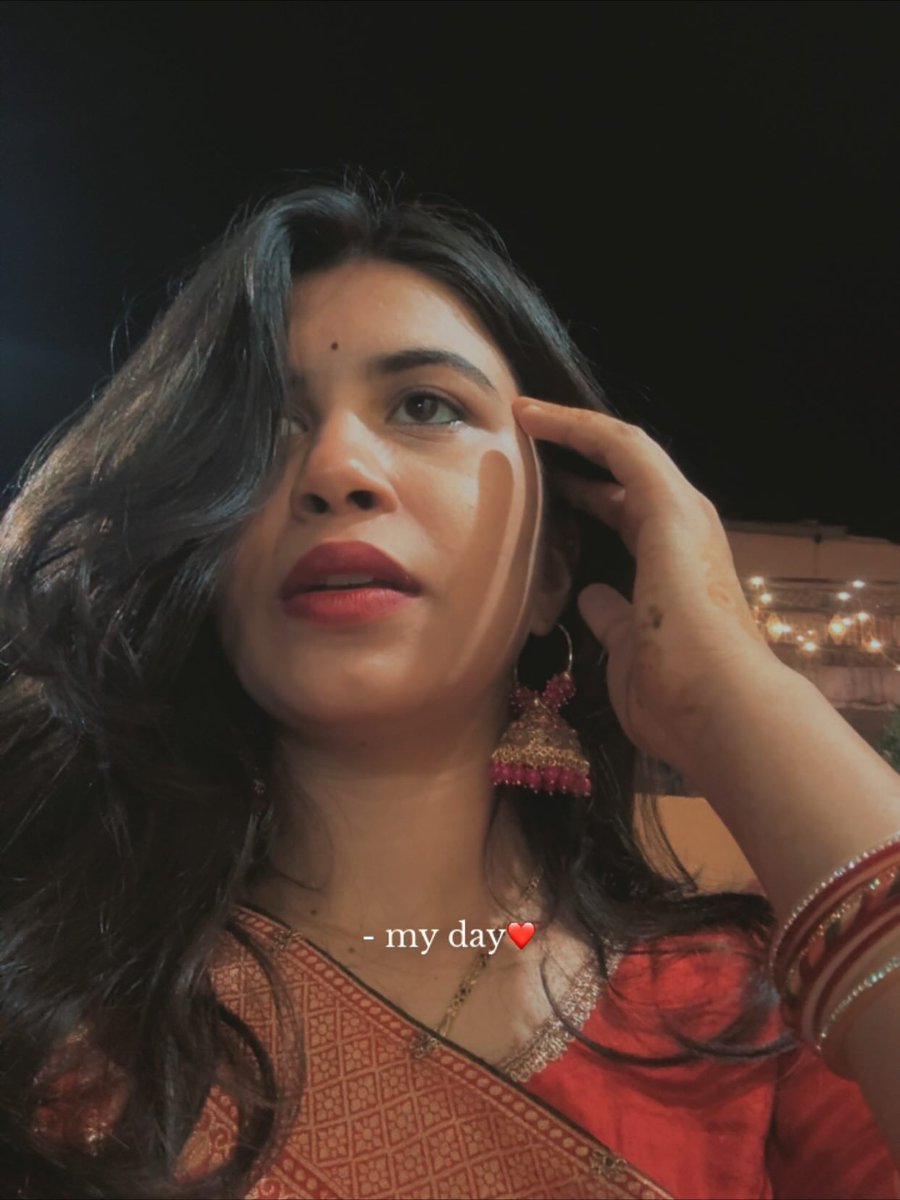 allisonrob69cd's tweet photo. Only Diwali vibes. https://t.co/oNFatDaDz5