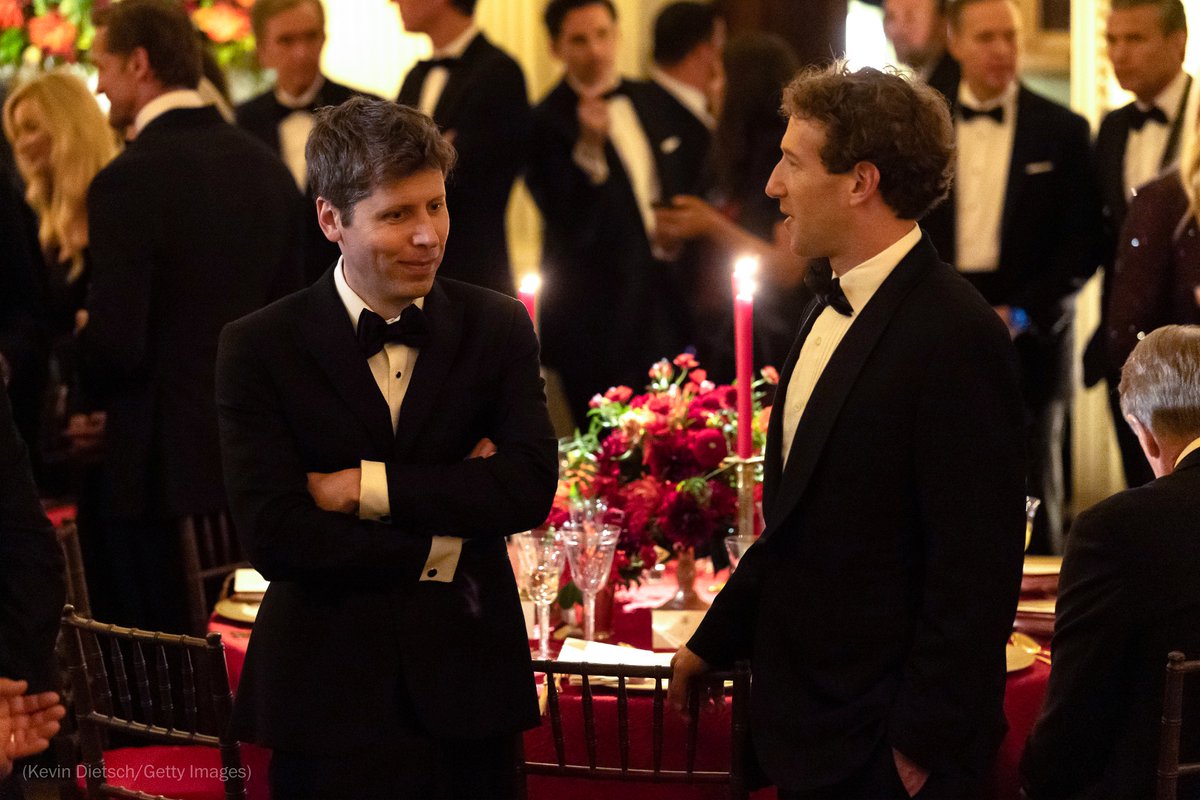 washingtonpost's tweet photo. Government officials, AI executives and top CEOs gathered at the White House for a state dinner honoring Chinese leader Xi Jinping, capping a day of ceremony aimed at stabilizing ties between the U.S. and its chief geopolitical rival. https://t.co/0g9PSXO0HT https://t.co/WtwlFbedjx