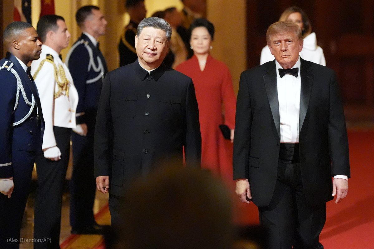washingtonpost's tweet photo. Government officials, AI executives and top CEOs gathered at the White House for a state dinner honoring Chinese leader Xi Jinping, capping a day of ceremony aimed at stabilizing ties between the U.S. and its chief geopolitical rival. https://t.co/0g9PSXO0HT https://t.co/WtwlFbedjx