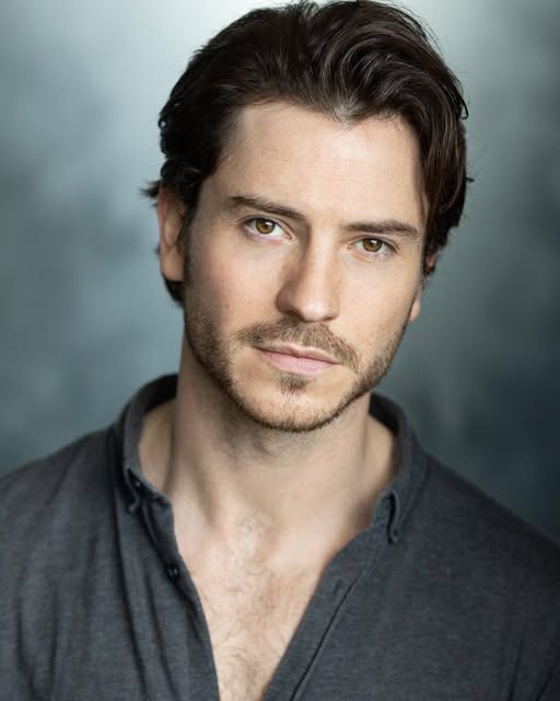 FalstoneCastle's tweet photo. Harry told Adam he was his conscience.

Yeah.  This guy sure knows how to get inside your head! He is quite "fine looking." 

#HarryWindover #SeekingPersephone #TobyAlexanderSmith https://t.co/d5zFe0tNtM