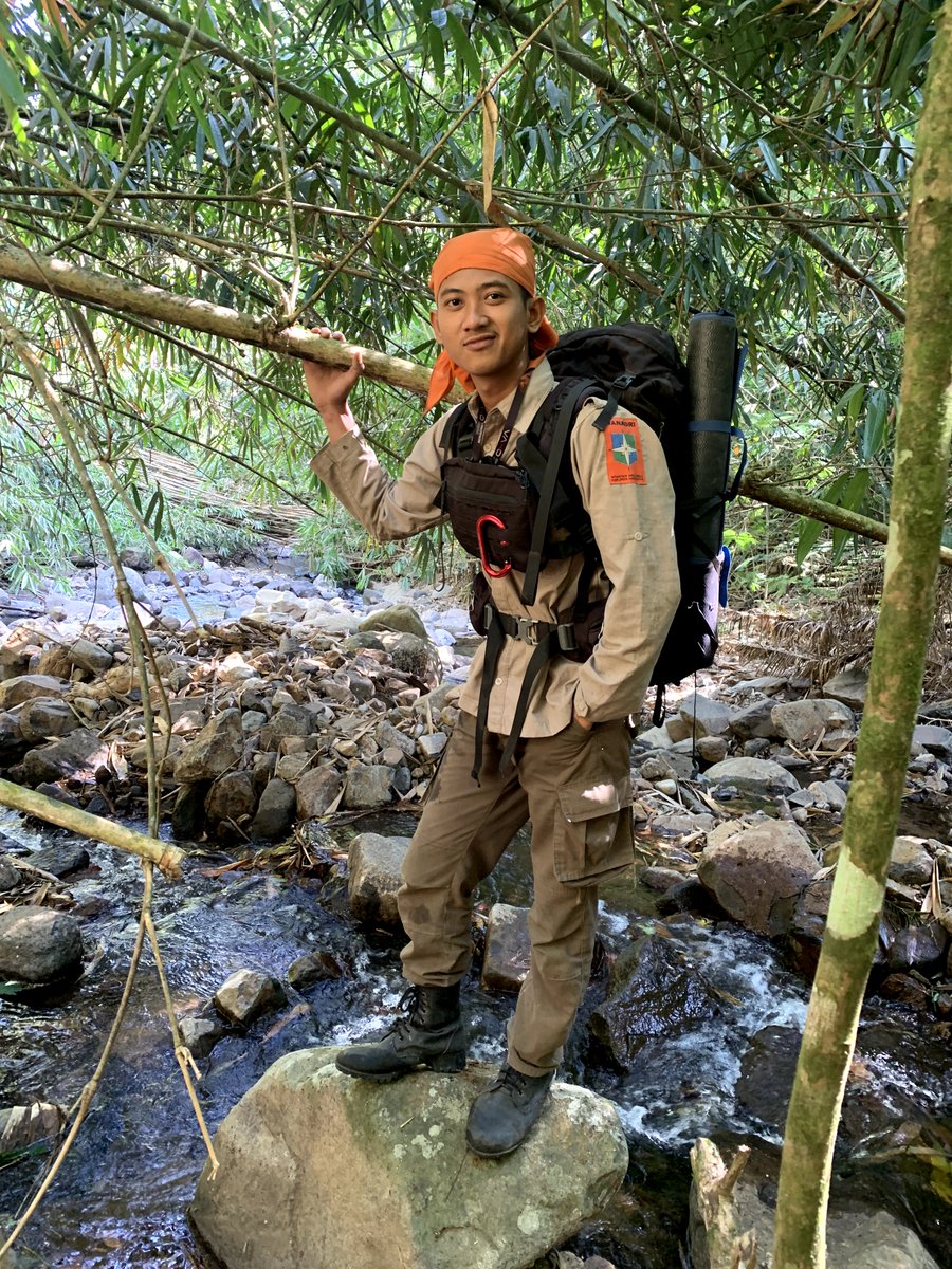 lukengindie's tweet photo. Wanadri itu mengembara dan menempuh daerah-daerah demi kepentingan tanah air dan ilmu pengetahuan. https://t.co/9lAwDbWFQv