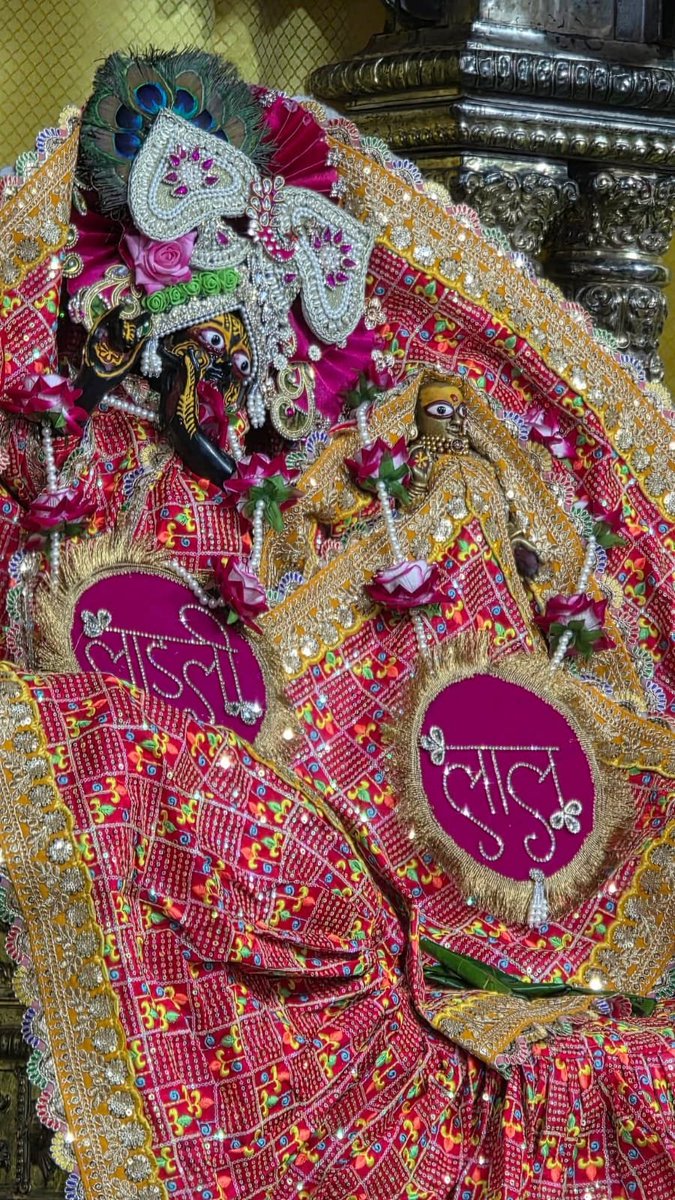 BabaBadevranath's tweet photo. मंगला दर्शन श्री राधारानी जी बरसाना धाम.  25.09.2026 https://t.co/FbJbUT8FFN