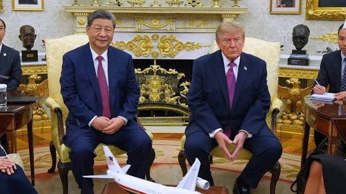 nd168's tweet photo. Debunked: Trump did make sure he had the lower seat cushion at the white house. 😂
#Trump #Xi #summit #MAGA https://t.co/pL5jPG80Cz