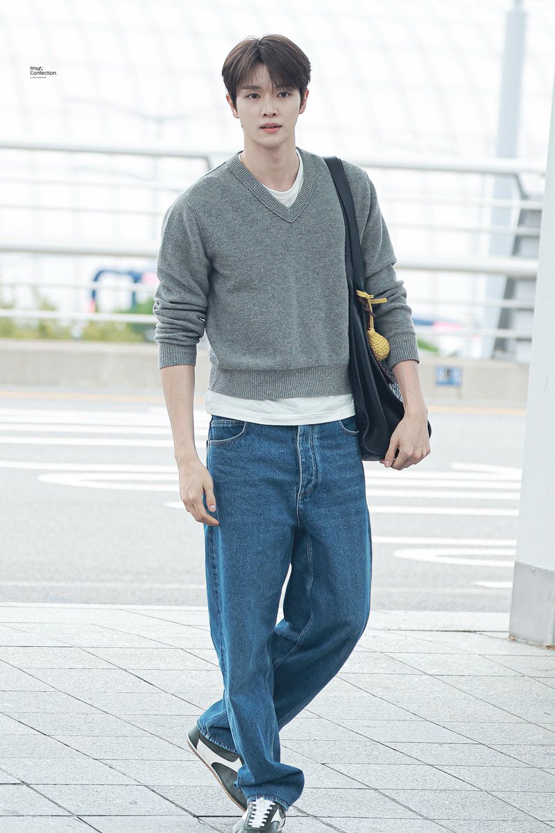 tinyConfection's tweet photo. 260925 ICN🛫

#BottegaVenetaSS27xSUNGCHAN
#BottegaVenetaSS27
#성찬 #SUNGCHAN #ソンチャン 
#RIIZE #라이즈 https://t.co/HILLLzYjsW