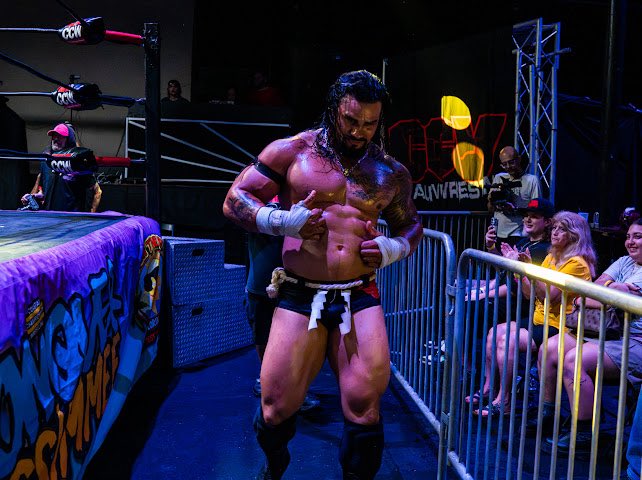 OnixCaballero27's tweet photo. This is me. No copies, no comparisons.
Just a man becoming who he was meant to be. 🖤🪶🩸🦅🐺

#native #wwe #fyp #prowrestling @WWE @luchalibreonlin https://t.co/8cPxGqrVwo