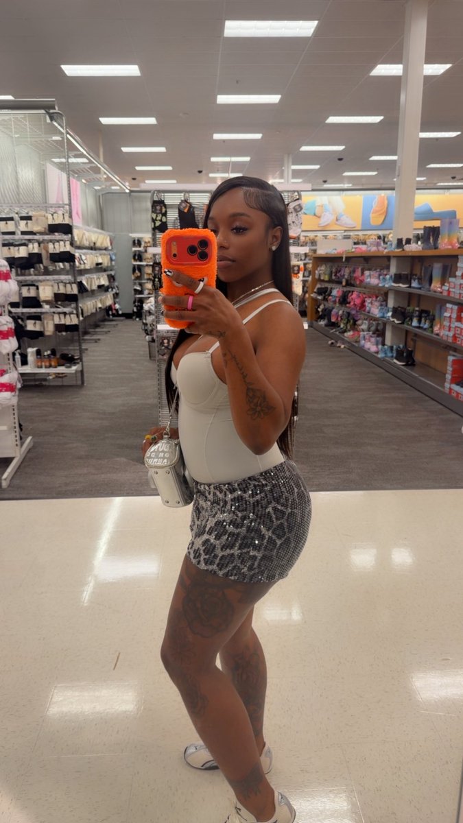phattFoxx_'s tweet photo. 🤭🫶🏽 https://t.co/u5X28Sil8g