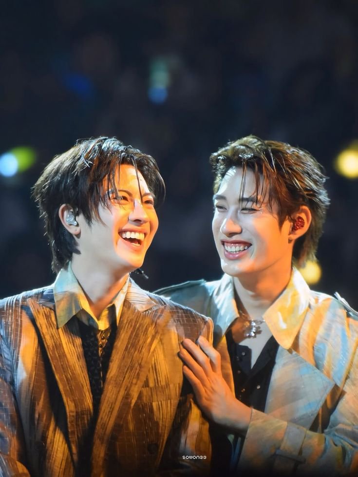 Tarppr2511's tweet photo. ข้าขอภาวนาให้ดาวบนฟ้าจงได้รับฟัง
ให้ข้าได้เห็นรอยยิ้มเปื้อนหน้าเจ้าในทุกวัน

#TleFirstone  #เติ้ลเฟิร์สวัน
#TLE_mtm #Firstone https://t.co/X4ygKkcZsN