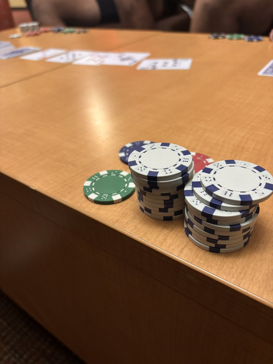 MadMaxFrogz's tweet photo. Just flat out bombed a proctored exam and to follow up the night I just got dealt Jack/2 off #stud https://t.co/YOjvSyIy35