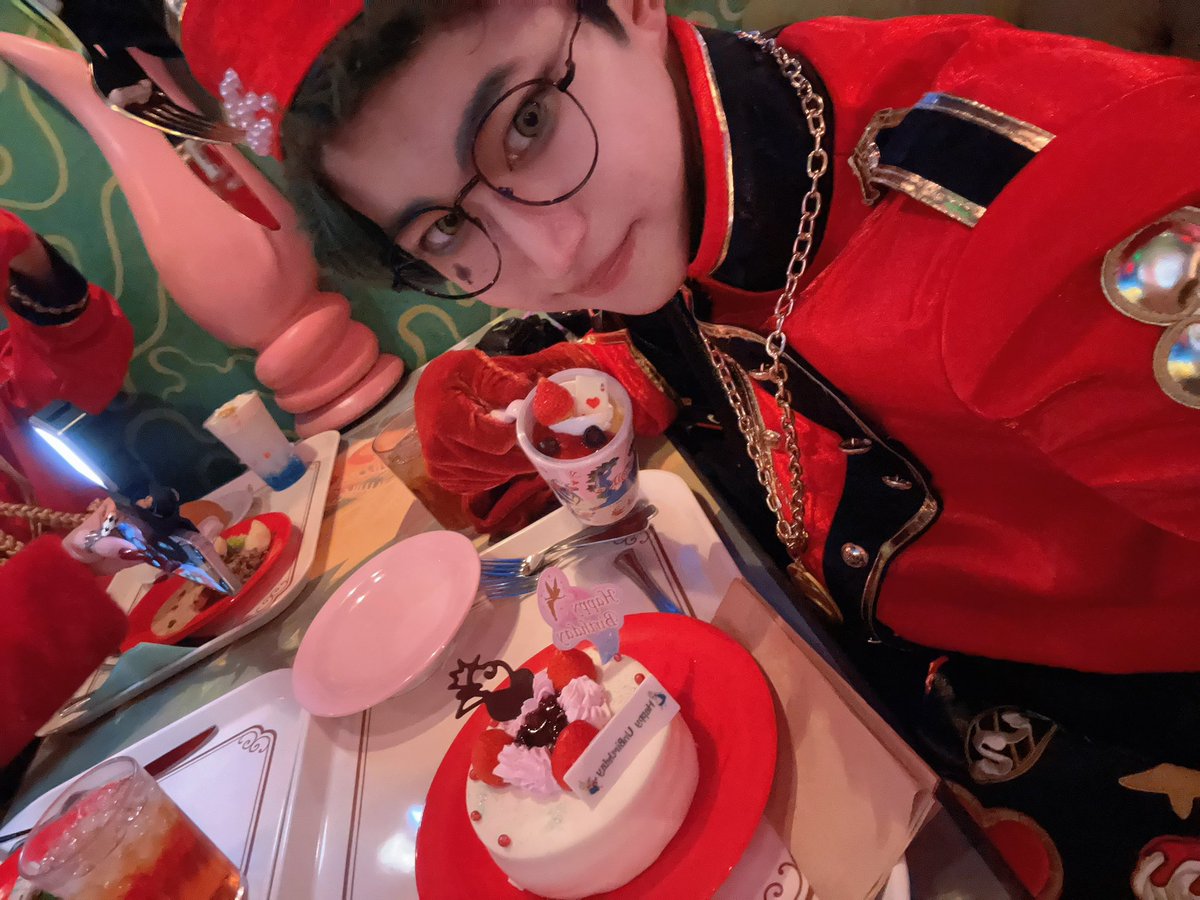kyatapicos's tweet photo. そくほー
夢トレイ♣️でなんでもない日のパーティ https://t.co/FlT5fMzWdG