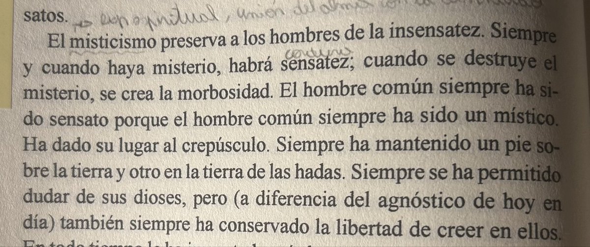 juandom97241475's tweet photo. Aceptar que la vida tiene un misterio que no podemos descifrar por completo no es de tontos; es lo único que nos mantiene cuerdos. https://t.co/p7G7mBA5Uo