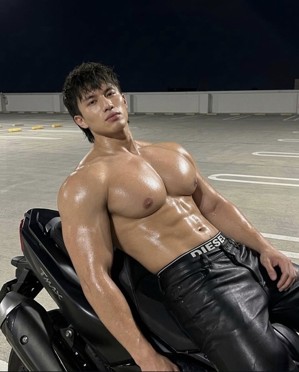 UserUnknowwwnnn's tweet photo. leo.187cm https://t.co/HXGq1MQOOw