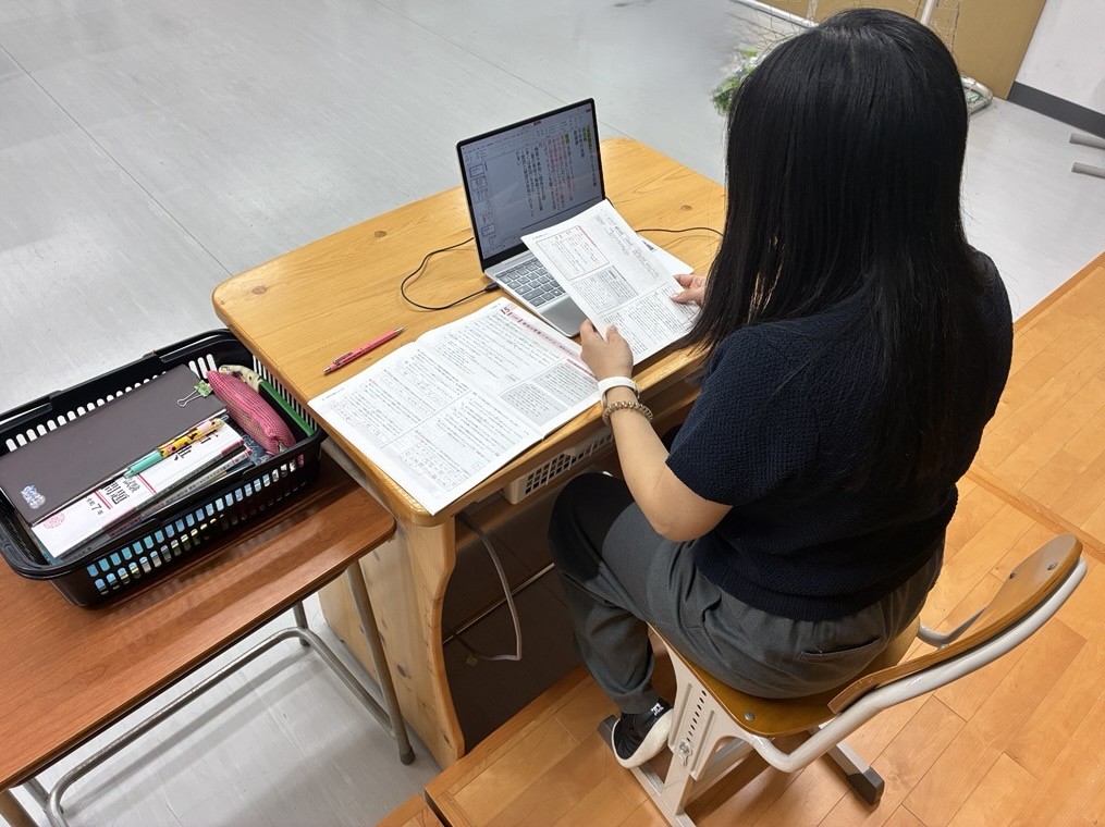 Toshima_hs's tweet photo. 9月25日（金）本日は「オンライン学習デー」です。
先生は学校や自宅から授業をライブ配信しています。
#都立豊島 https://t.co/yy8zDWLtWh