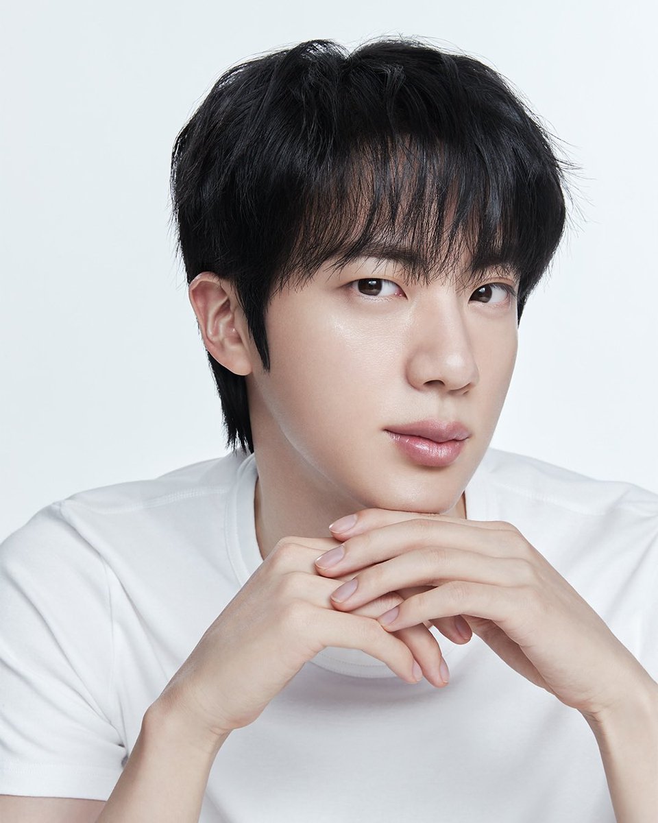 seokjinfile's tweet photo. JIN FOR LANEIGE 🤍 https://t.co/X0EpeALjzB