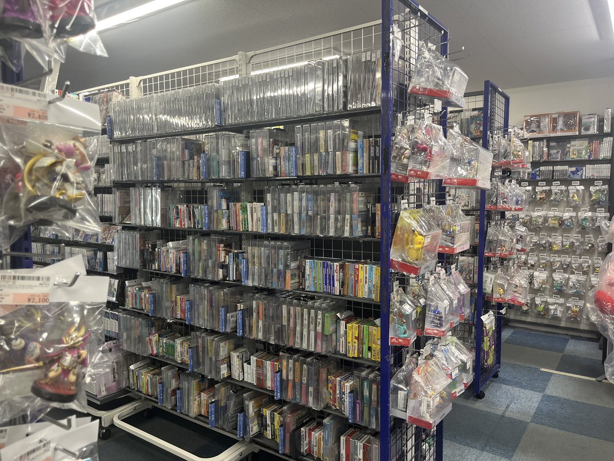 LofChannel's tweet photo. 新生、秋葉原　駿河屋ゲーム館さん
店内めちゃくちゃ広くなってたー✨

#駿河屋 https://t.co/weu371hEbz