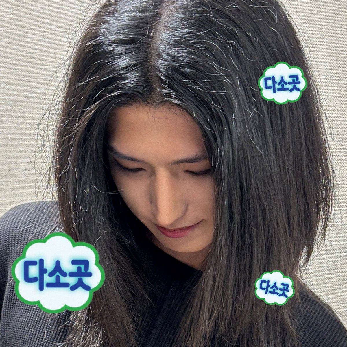 xhoubleline's tweet photo. 카톡 임티 재질인데 https://t.co/yfYHXUawmZ