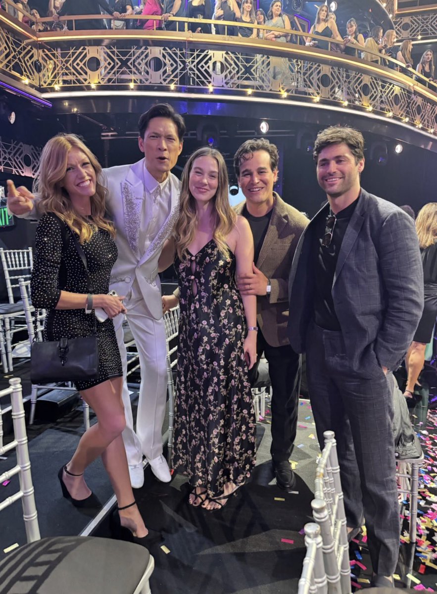 Starlight20207's tweet photo. Good Morning to the #Shadowfam 🥰🩷 #Shadowhunters https://t.co/L0SrEjaw2H
