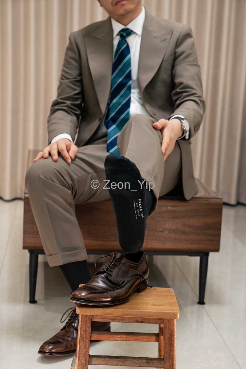 Zeon_Yip's tweet photo. 🌕Mid-Autumn.🥮
Before the moon rises, undo the laces first. https://t.co/sCGR66UW33
