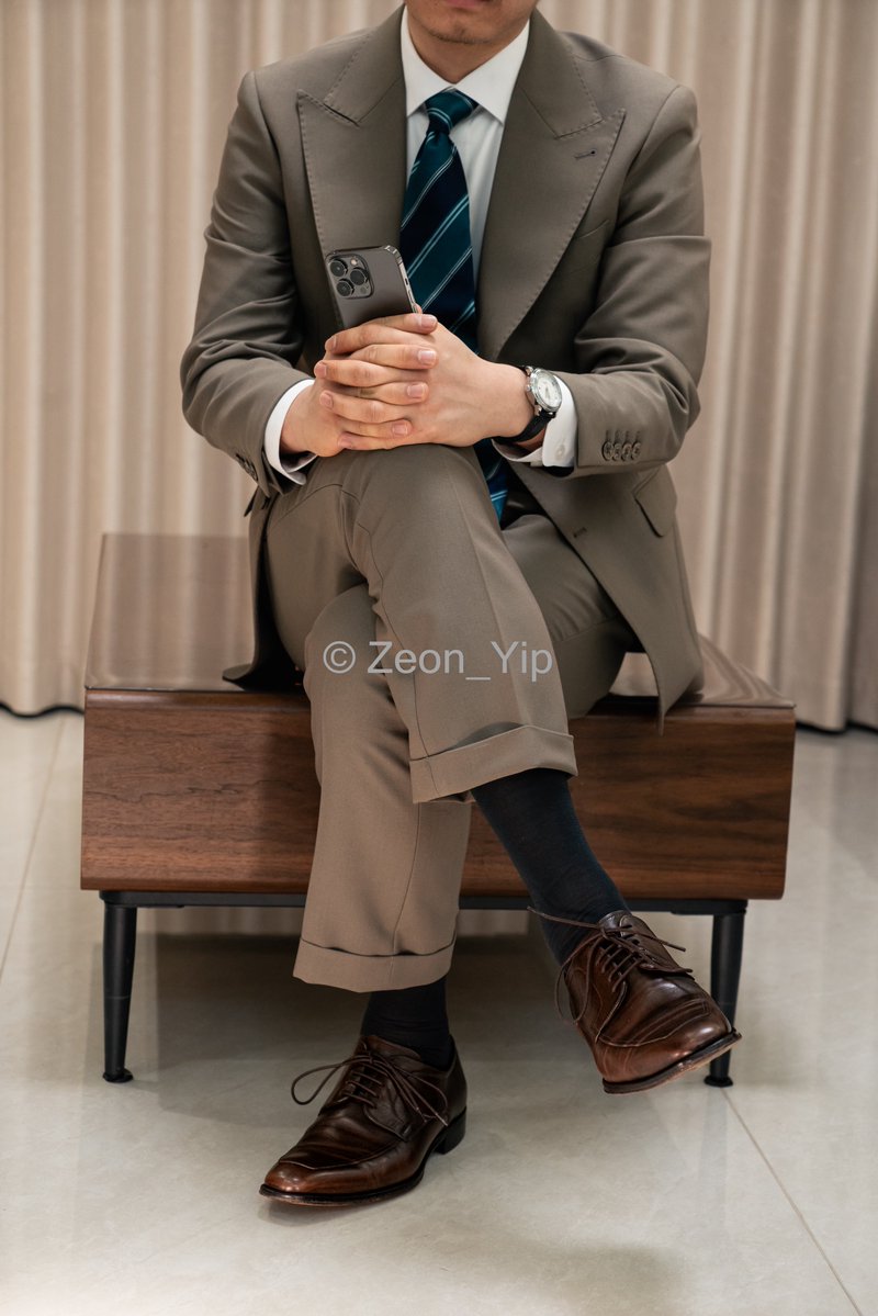 Zeon_Yip's tweet photo. 🌕Mid-Autumn.🥮
Before the moon rises, undo the laces first. https://t.co/sCGR66UW33