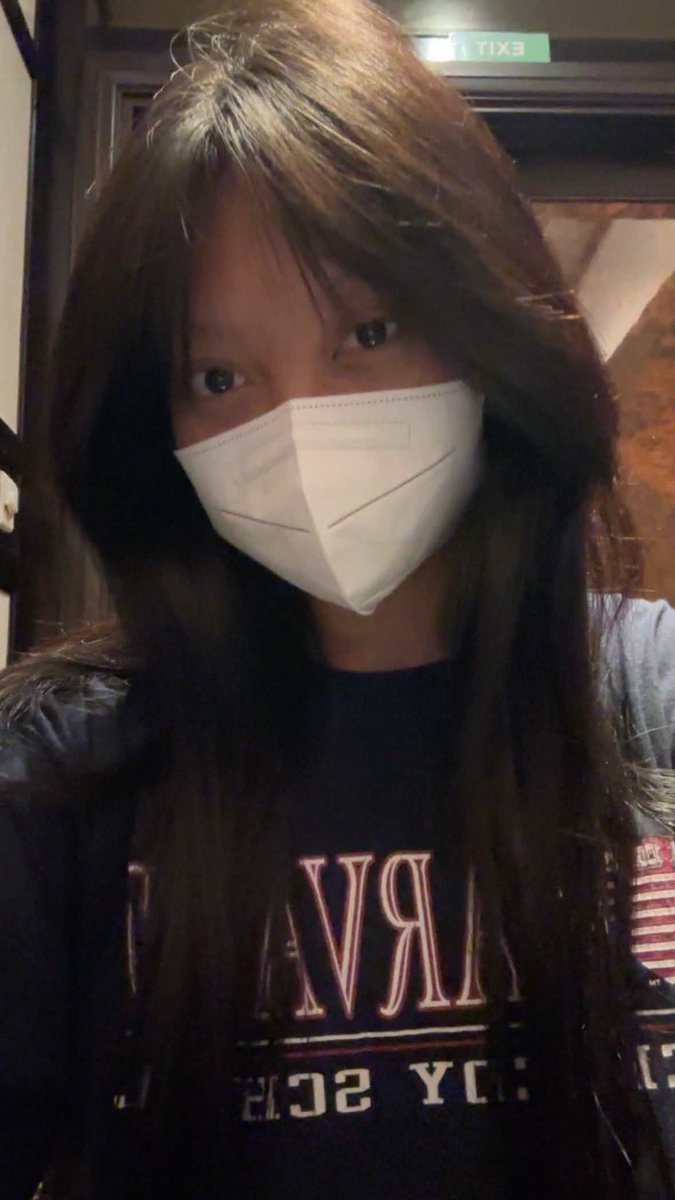 leizthestar's tweet photo. Tumben pake masker https://t.co/IveqUL5Yht