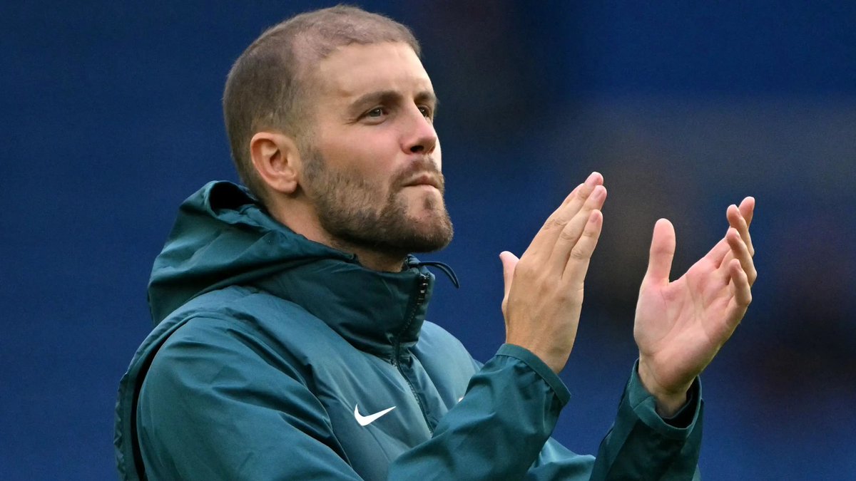 alextalksall's tweet photo. nearly there.

a 4000 word commentary on fabian hürzeler's game model.

— everything, everywhere, all at once.
— multi-rhythmic football.
— bulletproof press? not quite.
— …beating brighton!

he's taught me more than any other coach. 
&amp; i don't think he's done yet — link below! https://t.co/cJtyXjH5GS