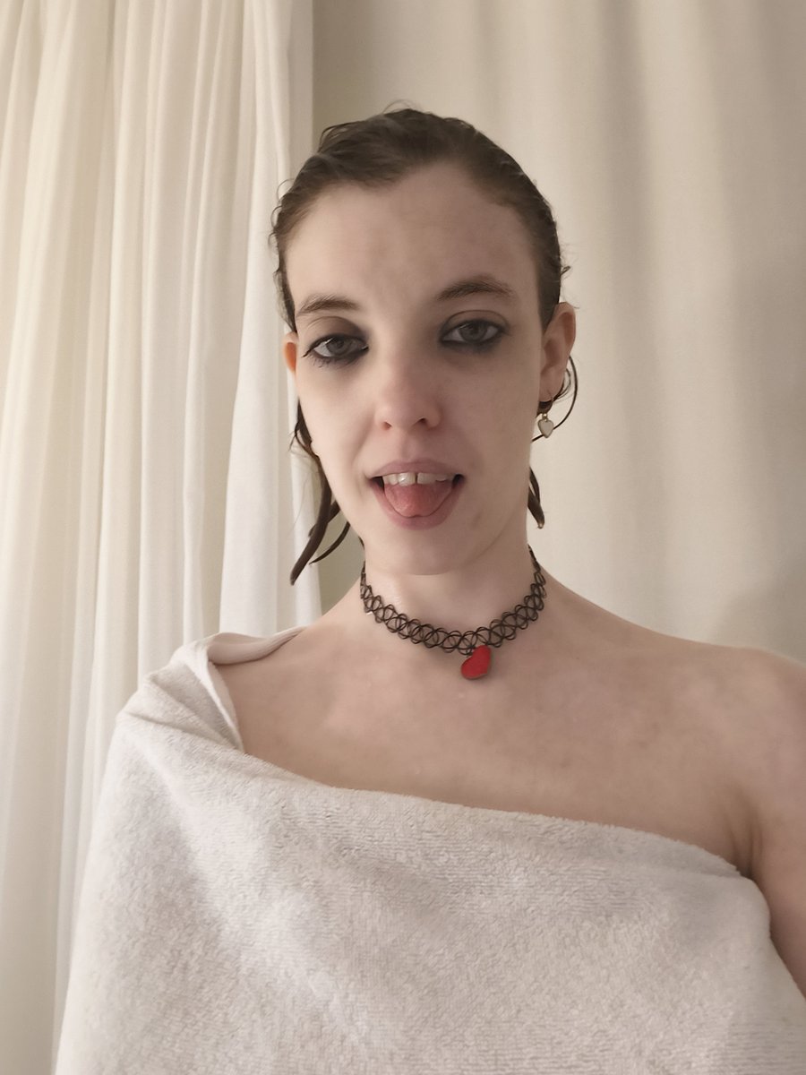 playwithCooki3's tweet photo. Only I would catch a cold when I'm on holiday 
Come make me feel better please 

#spain #holiday #salou #feelingill #bdsm #preowned #underwear #allthingsworn #femdom #usedsocks https://t.co/sciNyH013Q