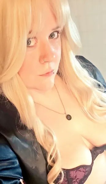 MistrexxLilith's tweet photo. Be a good boy https://t.co/KRHbGXDbrY https://t.co/2G16dPQOCO