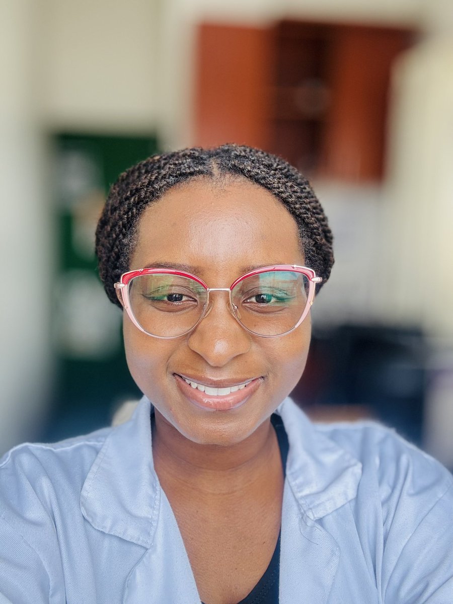 spempho's tweet photo. Couldn’t pick one 😁. Happy Friday 🌸🔥 https://t.co/PyzE80BkjB