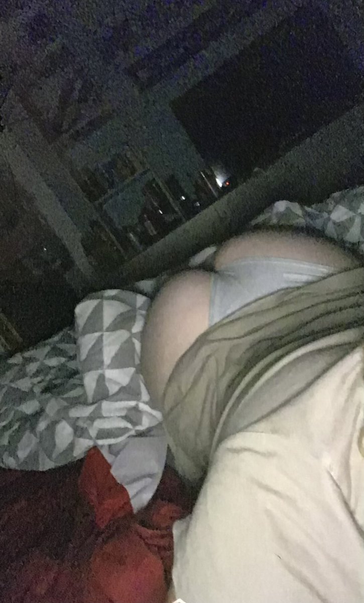 lugge_h's tweet photo. My ex gf needs to get exposed https://t.co/Kg4VTmVGys