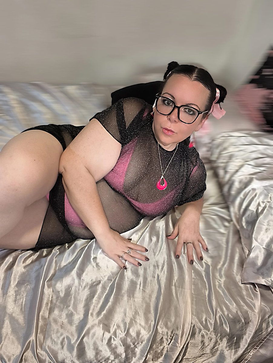 MiaCurvy43's tweet photo. 👑 YOUR BBW QUEEN IS WAITING 💕 Dreamy curves, everything you crave just one click away ✨
🔗 https://t.co/9NZYXdyT6y
#BBW #CurvyQueen #PlusSizeGoddess #CurvyBeauty #YourQueen https://t.co/hUQbZjmmUj