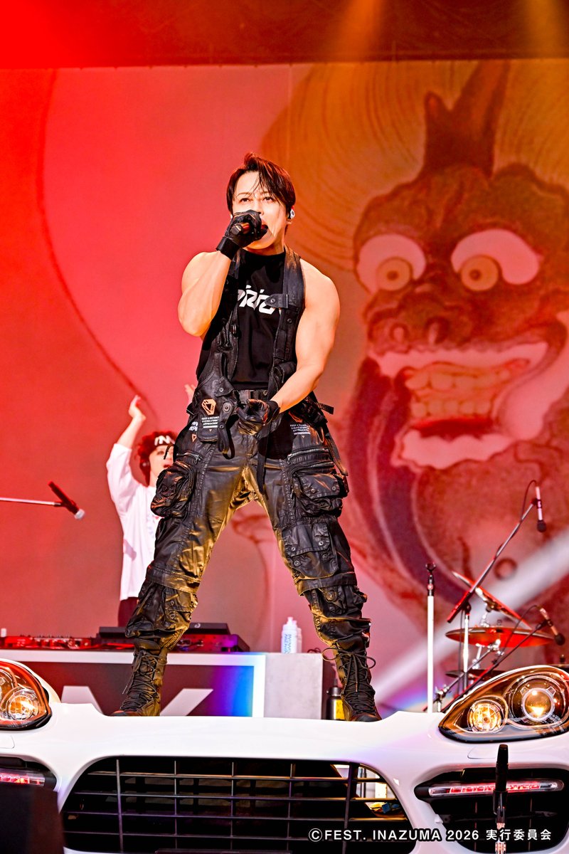 FEST_INAZUMA's tweet photo. ☁風神STAGE☁
西川貴教
https://t.co/a4Trccy3my

▼SET LIST
01 Ignis -イグニス-
02 祖逖乃誓
03 FREEDOM
04 BEYOND THE TIME-メビウスの宇宙を越えて-
05 残響≠ブラスター
06 Be Affected
07 Energy Overflow

#フェストイナズマ 
@TMR_TNNK_STAFF #西川貴教 #TNNK https://t.co/qtF2CFh9oS
