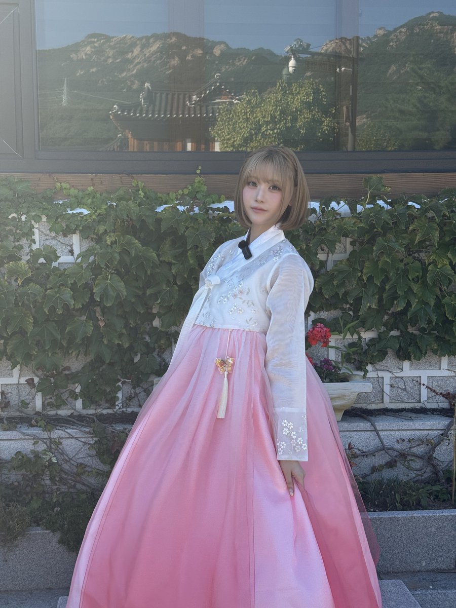 oddyouth_offcl's tweet photo. [🩷] 
추석 잘 보내요 오디즈💞

#MAIKA #마이카 
#ODDYOUTH #오드유스 
#cantgoback https://t.co/QV5BTyRNpu