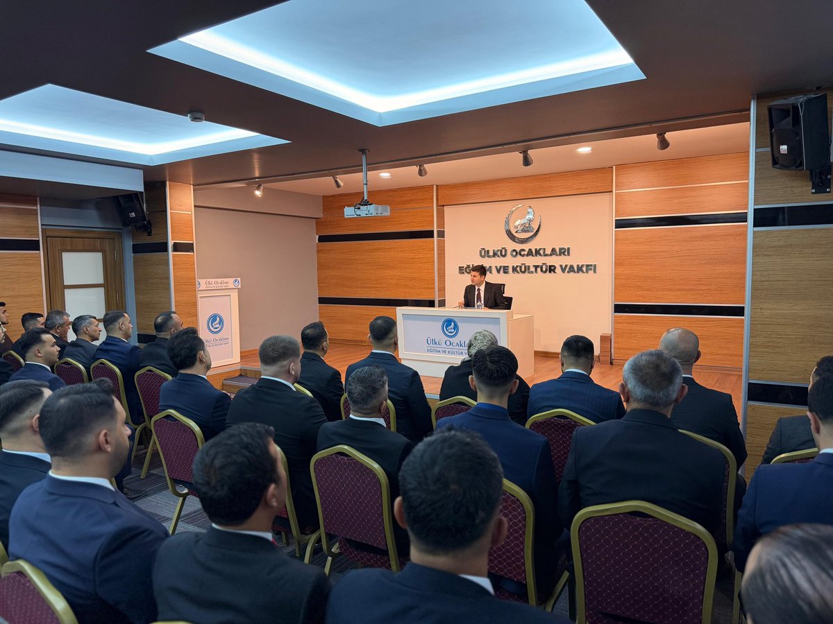 Ulku_Ocaklari's tweet photo. Ülkü Ocakları Kırıkkale İl Başkanı Mikail Can ve yönetimi, Ülkü Ocakları Genel Başkanımız Sn. Ahmet Yiğit Yıldırım'ı ziyaret etti. https://t.co/LmqLJGllok