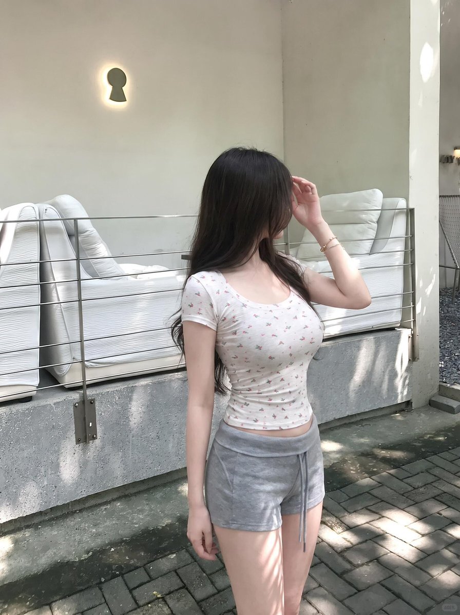 FLY_ZF4's tweet photo. 南昌中秋哪里好玩？ https://t.co/hW9nbfb1la