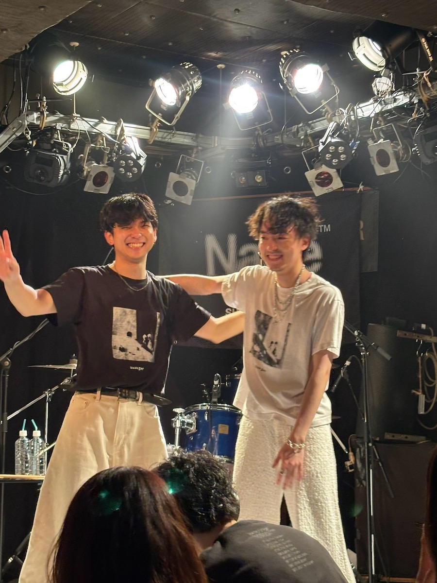 realsoundjp's tweet photo. ◤◢◤ Nape ライブレポート ◢◤◢

📎https://t.co/u5SjNBc95M

初のワンマン『THE GREATEST ESCAPE』で提示したバンドの真価
変化と覚悟を鳴らした圧巻の90分

#Nape @thisisnape_ https://t.co/ku6i4VlWn3