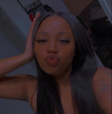 deashyna's tweet photo. #NewProfilePic https://t.co/tAHmp1ek8y