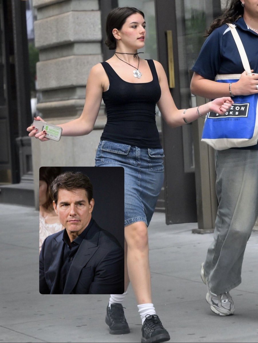 prettyxoxo1d's tweet photo. Tom Cruise reportedly explained why he’s no longer supporting his daughter, Suri Cruise:

“She promised me she would change her behavior, and even after we were no longer together, I still made sure I provided for her. I was sending her $35,000 every week, but after someone told me she had been going to nightclubs and spending money on her boyfriends, I decided to cut her off completely and swore I would never support her again.”