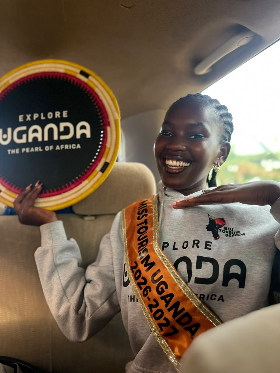 Queenrahmah2026's tweet photo. First stop, Najjembe Market. We had fun interacting with the Market vendors and then had to continue with the journey. #worldtourismday #Mbalecity @zakialucky11 @misstourismUga @MTWAUganda @TourismBoardUg @UWEC_EntebbeZoo https://t.co/IUpYjQMPgI