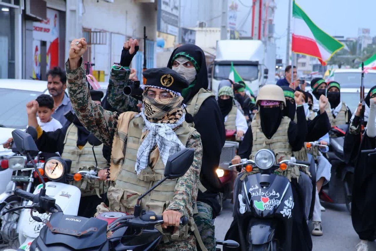 hwueb73682's tweet photo. ملتی که مقاومت درس زندگی‌شان هست تهدید نکن ...
#جانفدایان_فارس
#جانفدایان_نورآباد https://t.co/Iraqr7SuXu